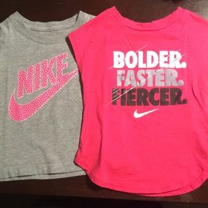 Set of 2 Nike shirts